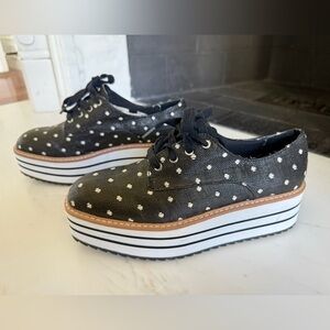 Zara Women Shoes Platform Derby Sneakers Black White
Oxford Size 6 New condition